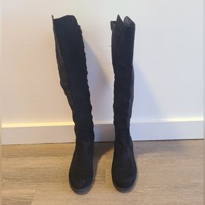 Women black tall boots